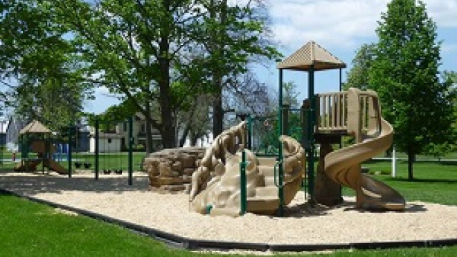 coronation park playground 