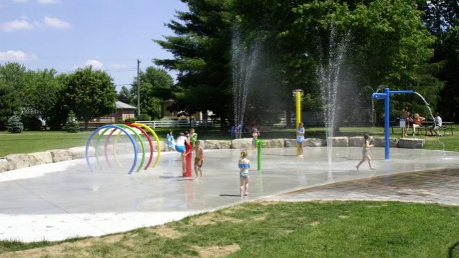 dorchester splash pad 