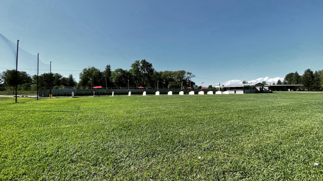 the green on glendon driving range 