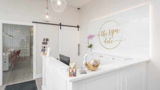 spa date receptionist counter