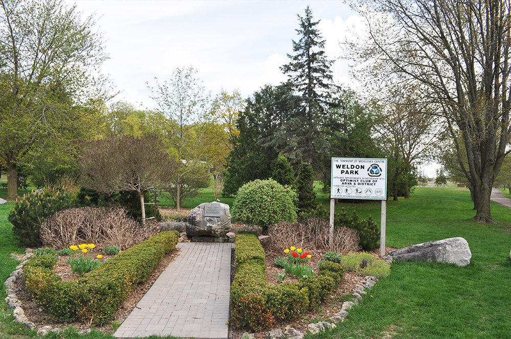 weldon park walk path