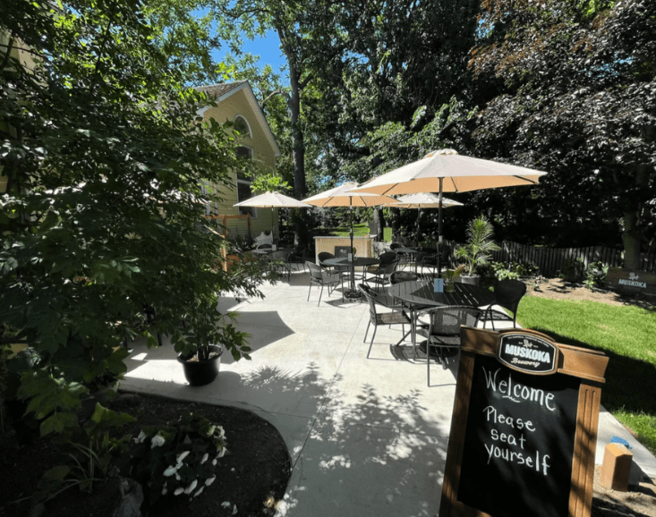 Lace Boutique Patio Patio Scene