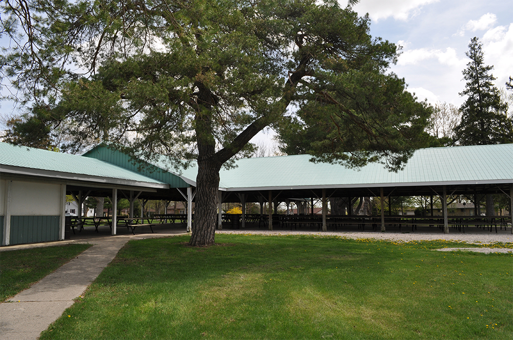 poplar park playground 