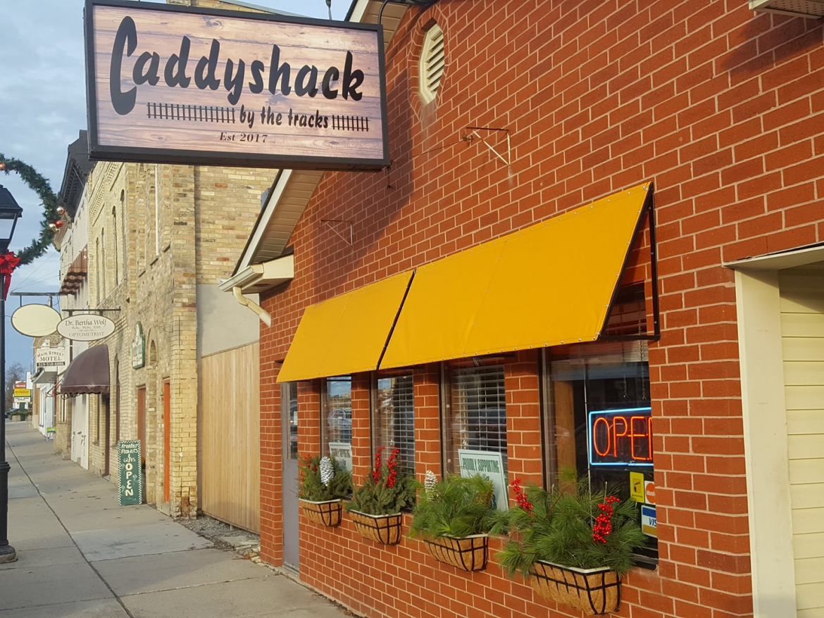 Caddyshack by the Tracks Visit Middlesex