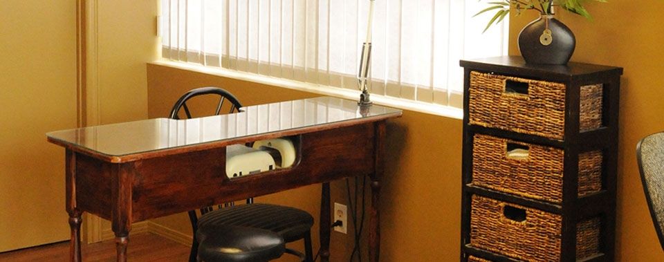 nail table